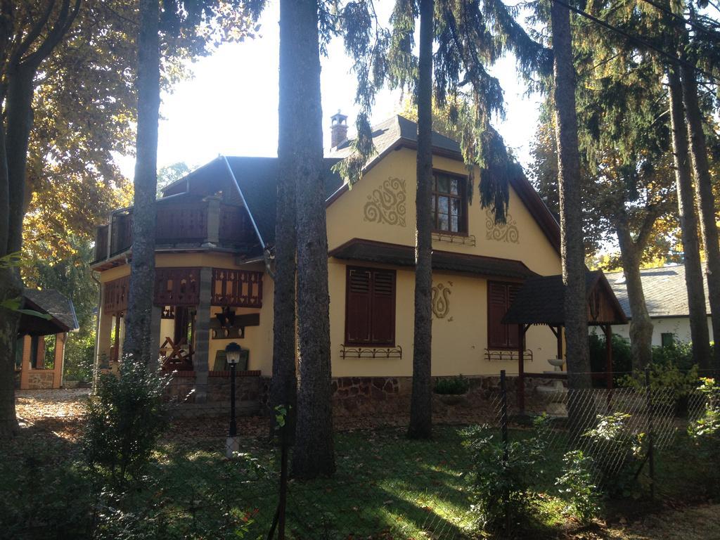 Вилла Balatonszemesi Nyaralohaz Экстерьер фото